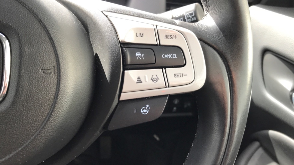 Honda Jazz Advance I-mmd Cvt Blue #15