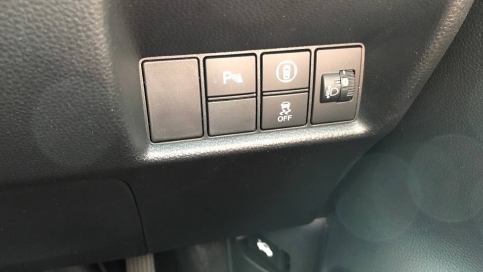 Honda Jazz Advance I-mmd Cvt Blue #14