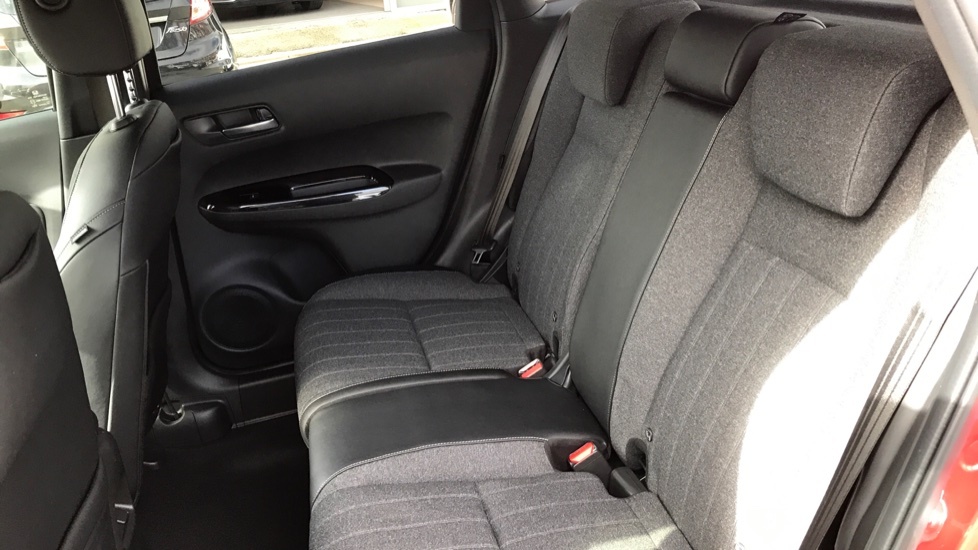 Honda Jazz Advance I-mmd Cvt Blue #8
