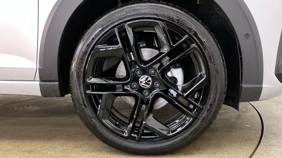Volkswagen Taigo Black Edition Black #5
