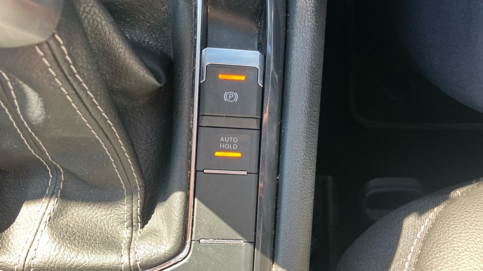 Volkswagen Tiguan Active Tsi Black #24