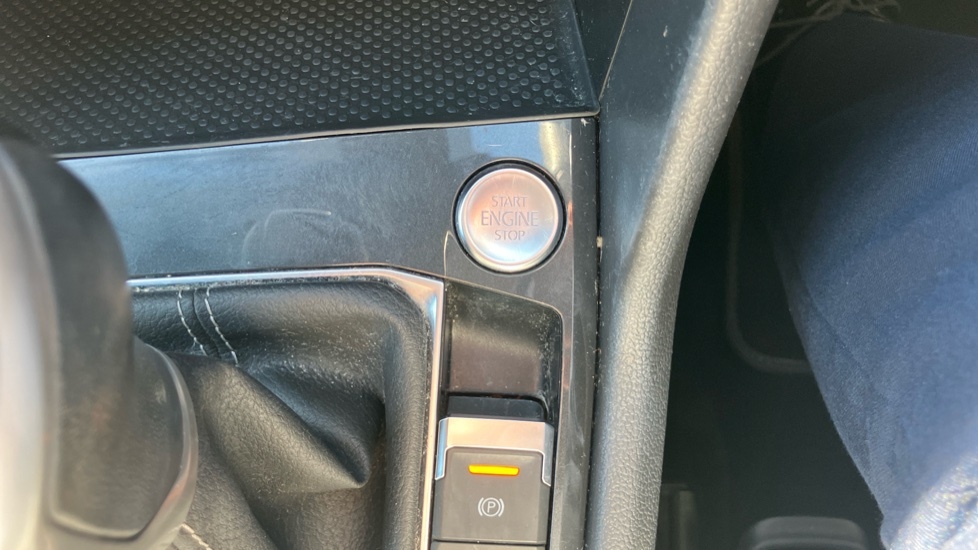 Volkswagen Tiguan Active Tsi Black #28