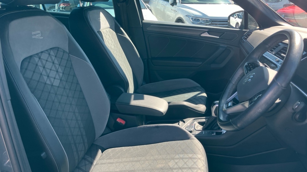 Volkswagen Tiguan Active Tsi Black #15