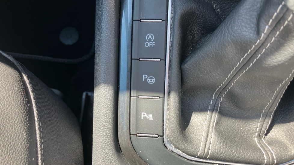 Volkswagen Tiguan Active Tsi Black #26