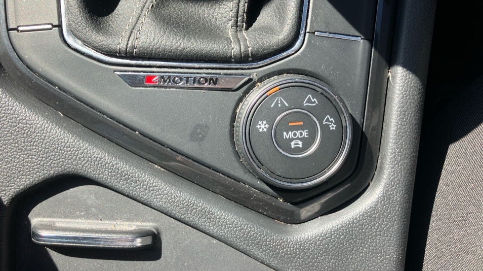 Volkswagen Tiguan Active Tsi Black #25