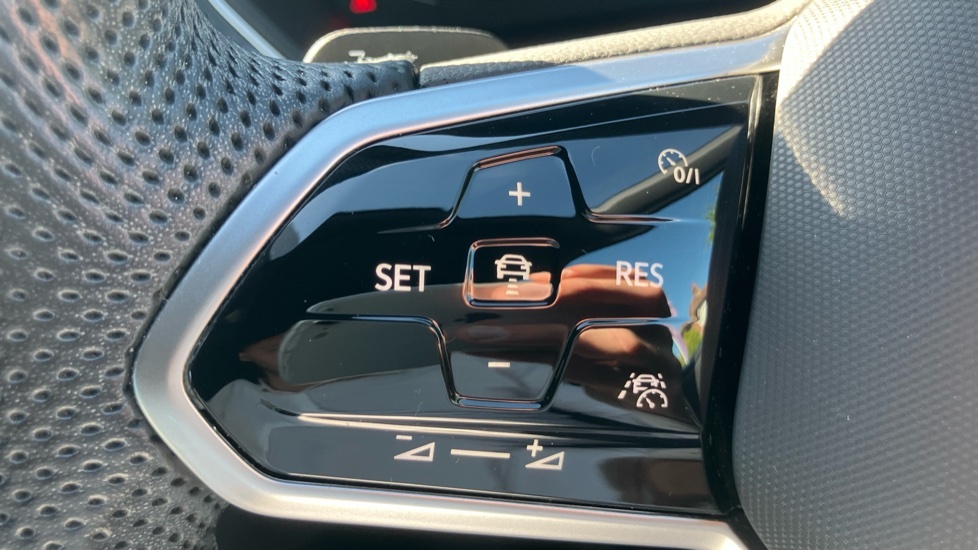 Volkswagen Tiguan Active Tsi Black #17
