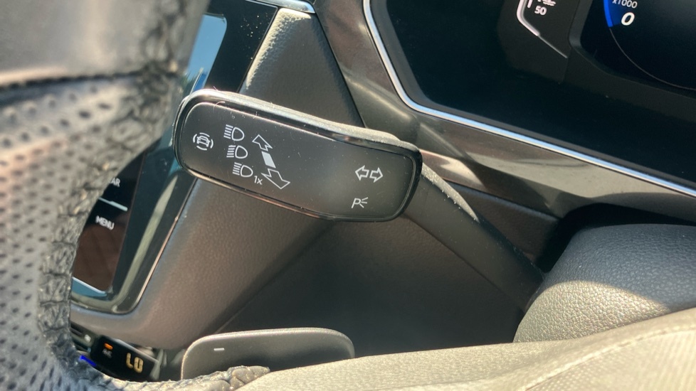 Volkswagen Tiguan Active Tsi Black #30