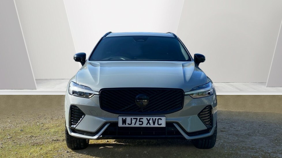 Volvo XC60 Ultra Dark Green #8