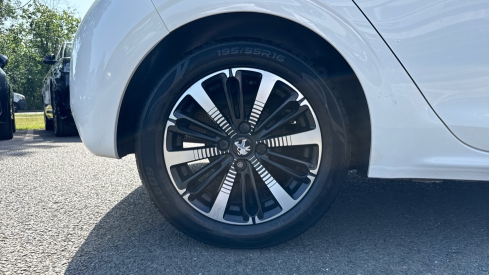 Peugeot 208 Diesel Grey #7