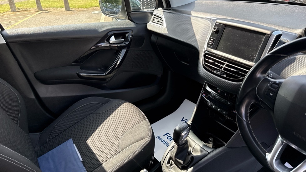 Peugeot 208 Diesel Grey #14