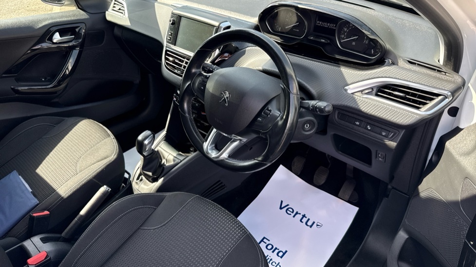 Peugeot 208 Diesel Grey #11