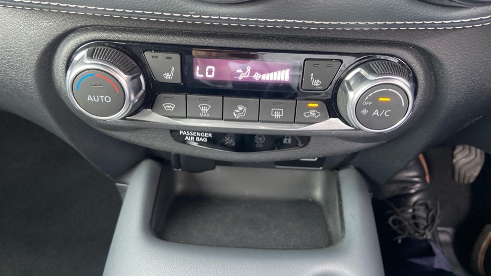 Nissan Juke 1.0 Dig-t 114 N-connecta Black #32
