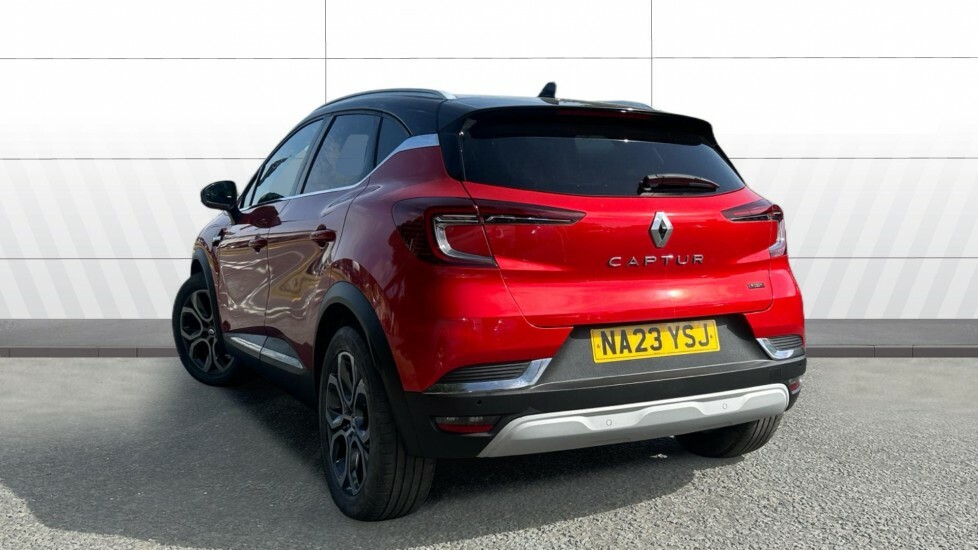 Renault Captur Techno Black #2