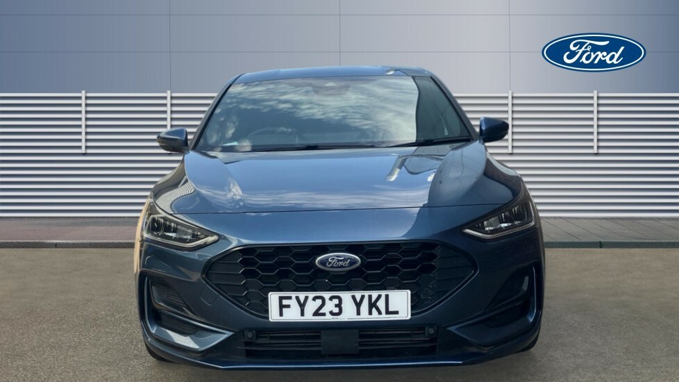 Ford Focus 1.0 Ecoboost Hybrid Mhev St-line 2023 Grey #3