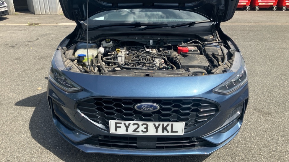Ford Focus 1.0 Ecoboost Hybrid Mhev St-line 2023 Grey #8