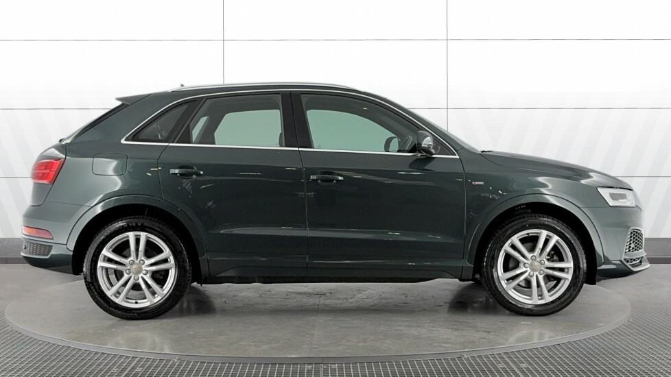 Audi Q3 S Line Edition Green #3