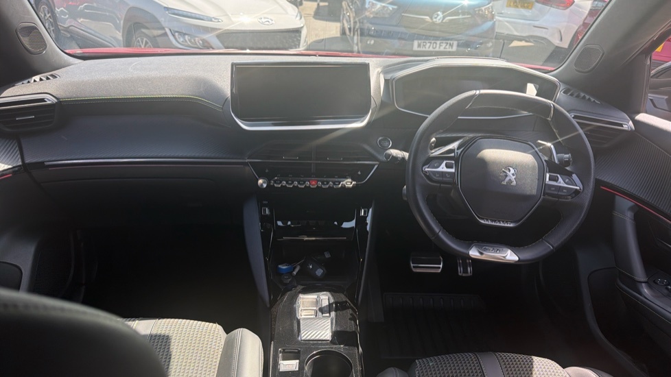 Peugeot 2008 1.2 Puretech 130 Allure Black #9
