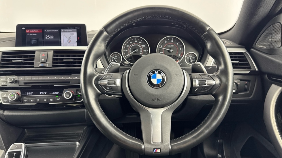 BMW 4 Series M Sport Black #5