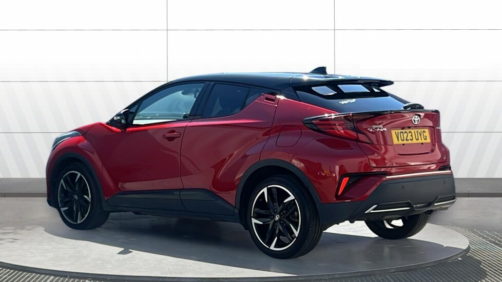 Toyota C-Hr Suv Black #2