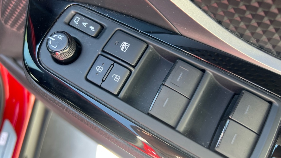 Toyota C-Hr Suv Black #37