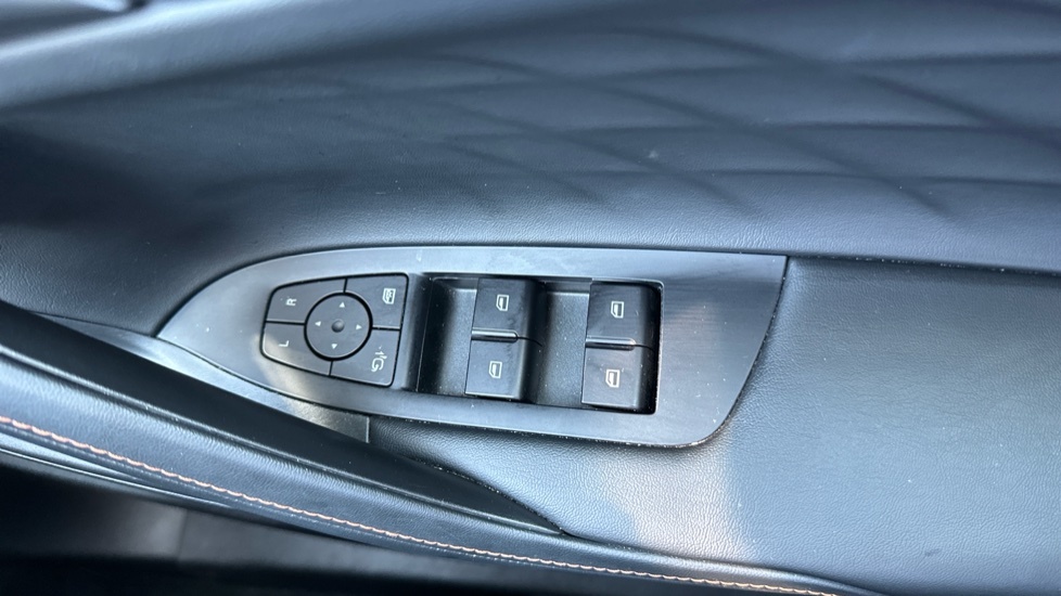 MG HS 1.5 T-gdi 24.7 Kwh Trophy Euro 6 Ss  #37