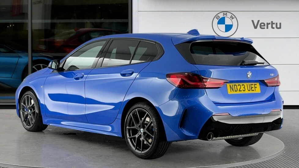 BMW 1 Series M135i Xdrive Step Black #2