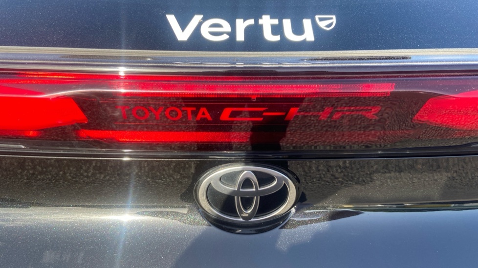 Toyota C-Hr C-hr Excel Phev Blue #37