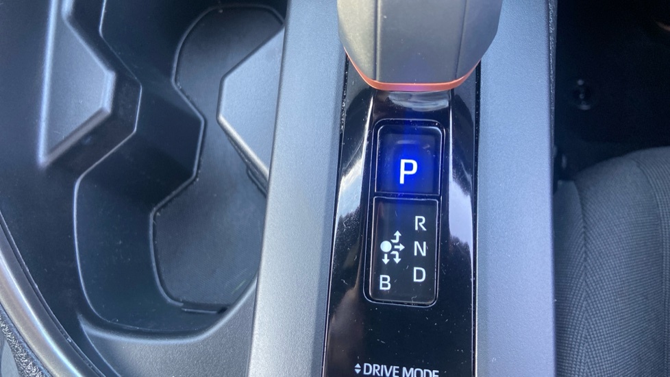 Toyota C-Hr C-hr Excel Phev Blue #33
