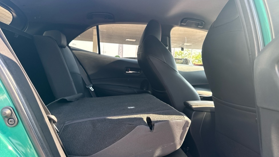 Toyota Corolla 1.8 Hybrid Excel Cvt  #18
