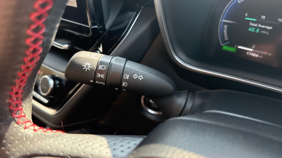 Toyota Corolla 1.8 Hybrid Excel Cvt  #32