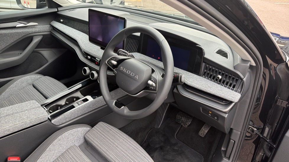 Skoda Superb Se Technology Black #6