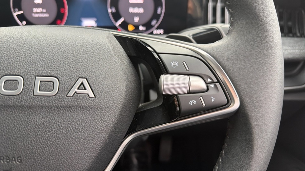 Skoda Superb 1.5 Tsi E-tec Mhev Se Technology Estate Blue #18