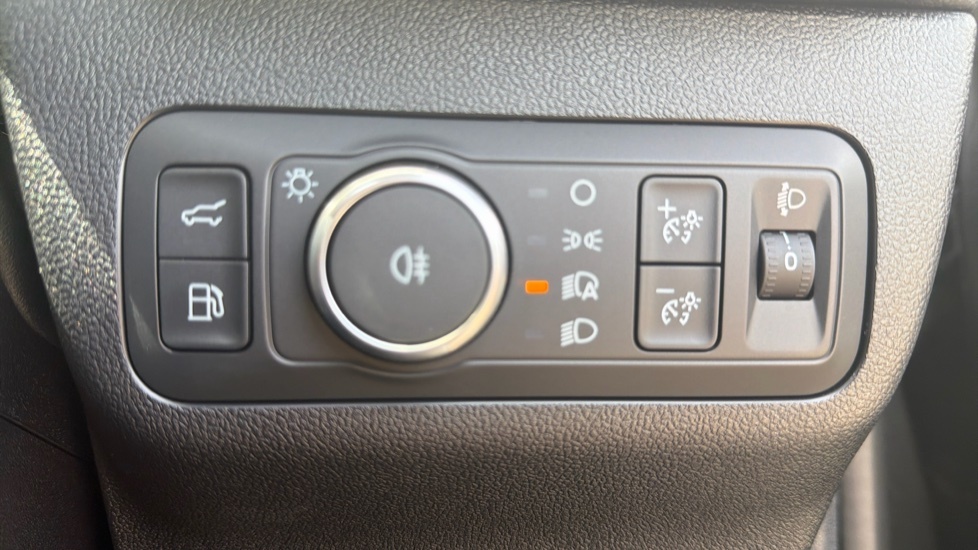 Ford Kuga 2.5 Fhev Active 4Wd Cvt 2025 White #19