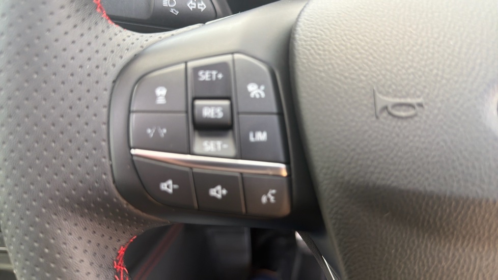 Ford Kuga 2.5 Fhev Active 4Wd Cvt 2025 White #22