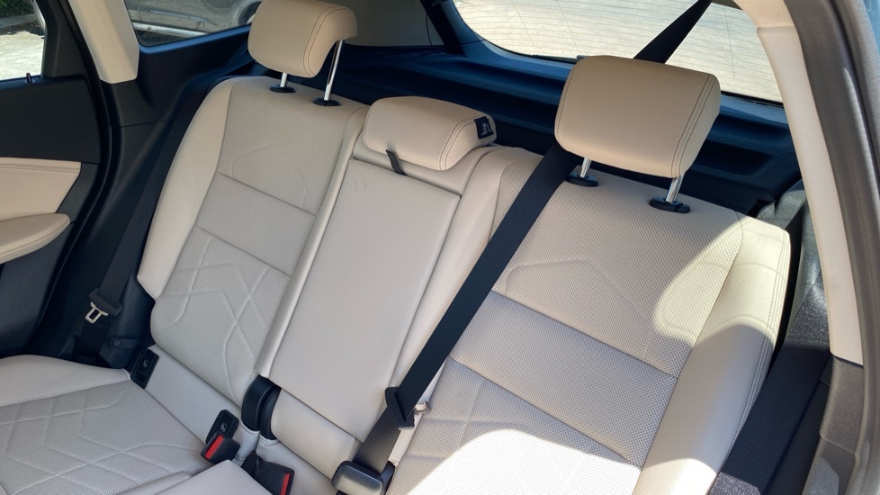 BMW X1 X1 Sdrive18d Sport White #12