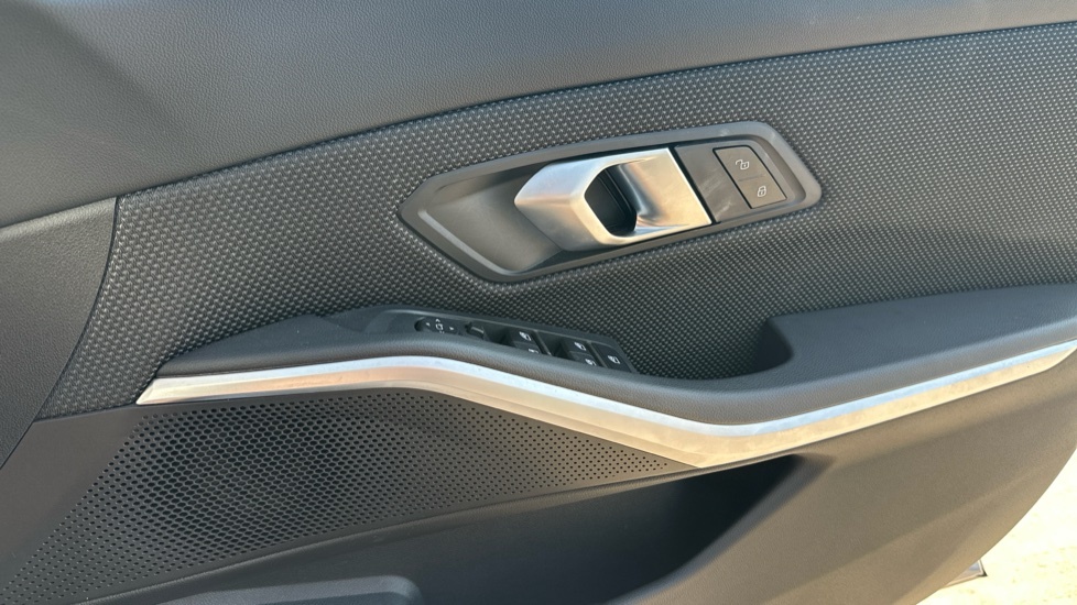 BMW 3 Series M Sport Touring Blue #20