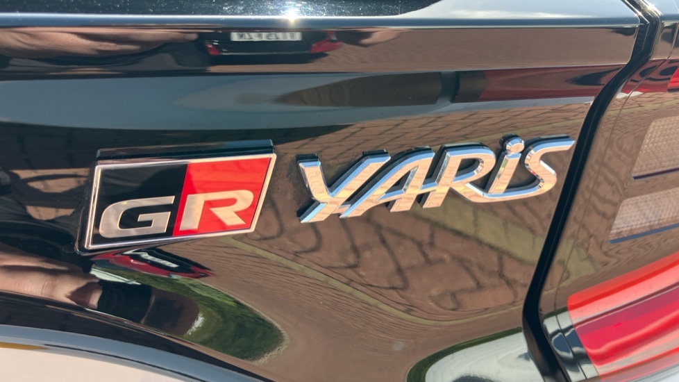Toyota Yaris Design Blue #52