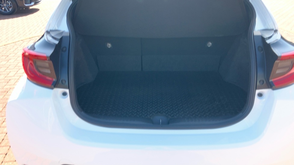 Toyota Yaris Design Blue #50