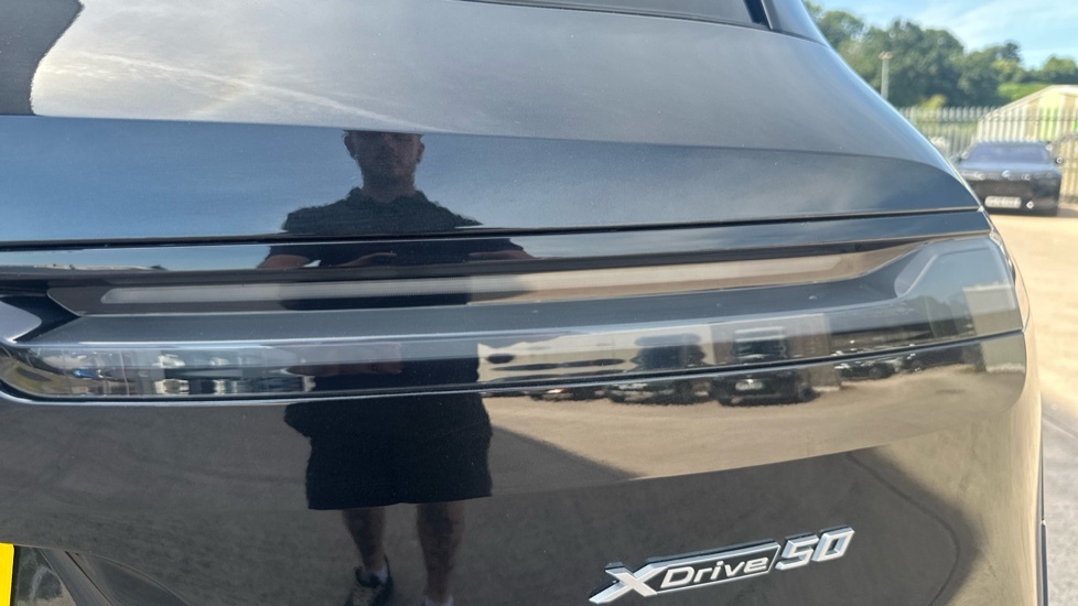 BMW iX Ix Xdrive40 M Sport Black #22
