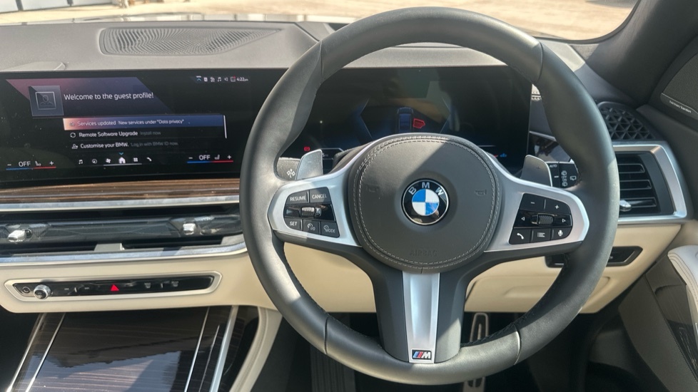 BMW X7 M Sport Black #5