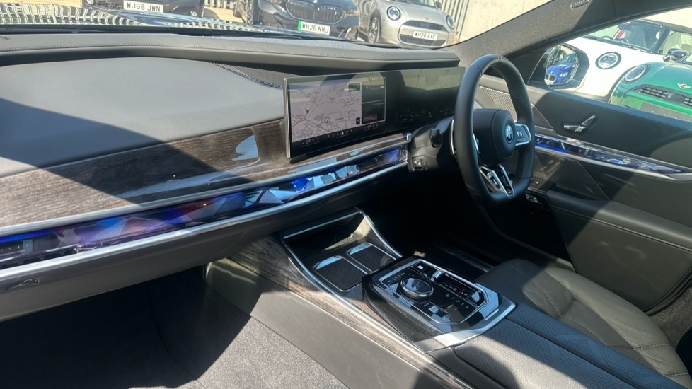 BMW 7 Series 750E Xdrive M Sport 2026 Black #7