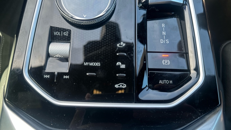 BMW 7 Series 750E Xdrive M Sport 2026 Black #18