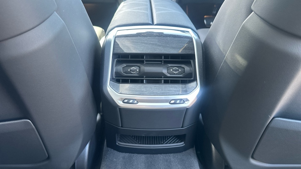 BMW 7 Series 750E Xdrive M Sport 2026 Black #29