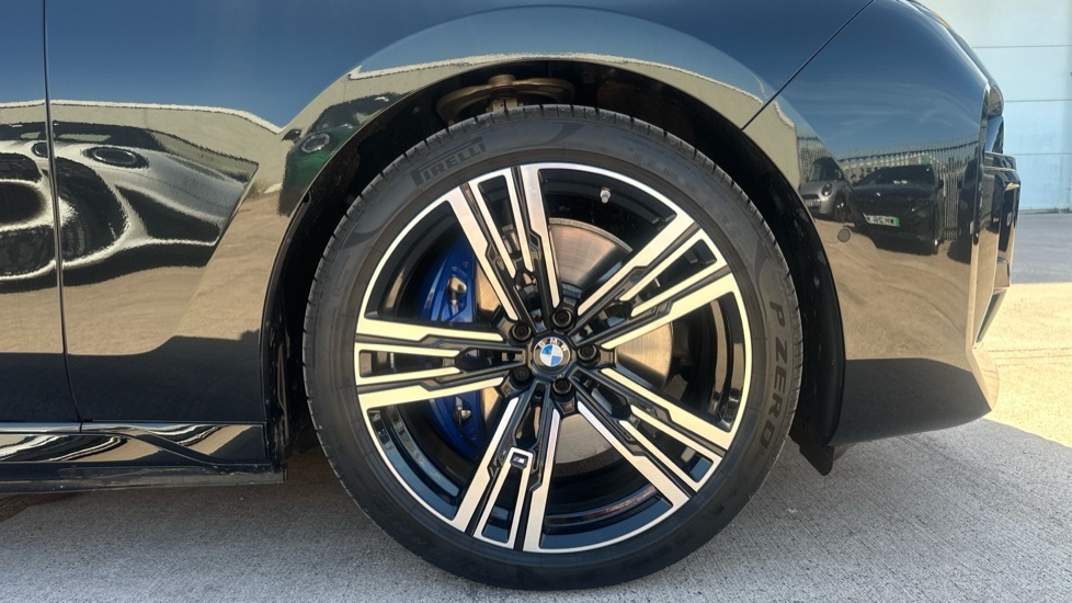 BMW 7 Series 750E Xdrive M Sport 2026 Black #13