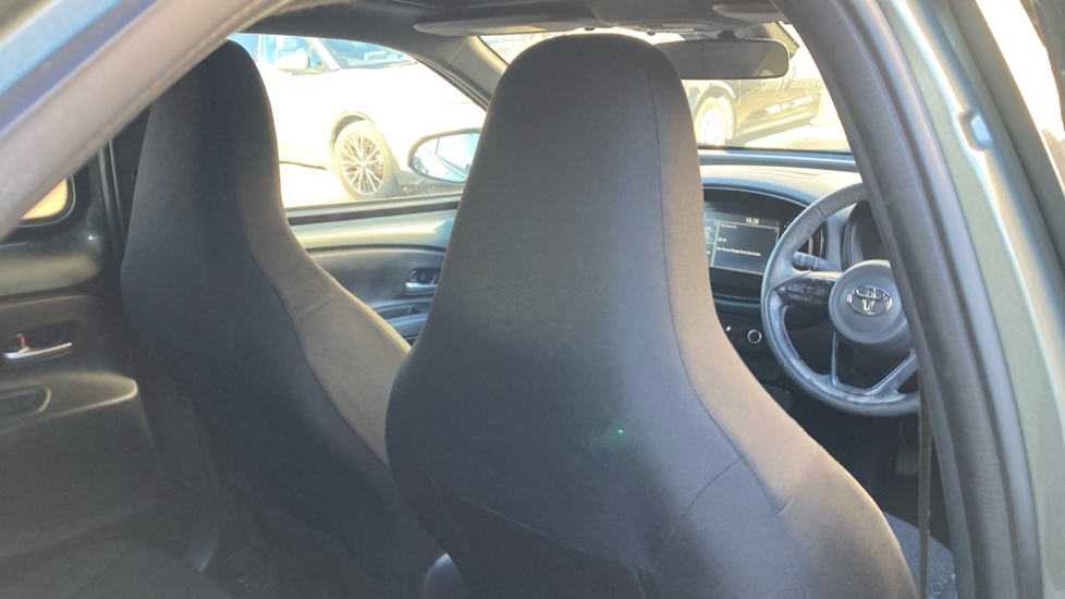 Toyota Aygo X Edge Beige #20