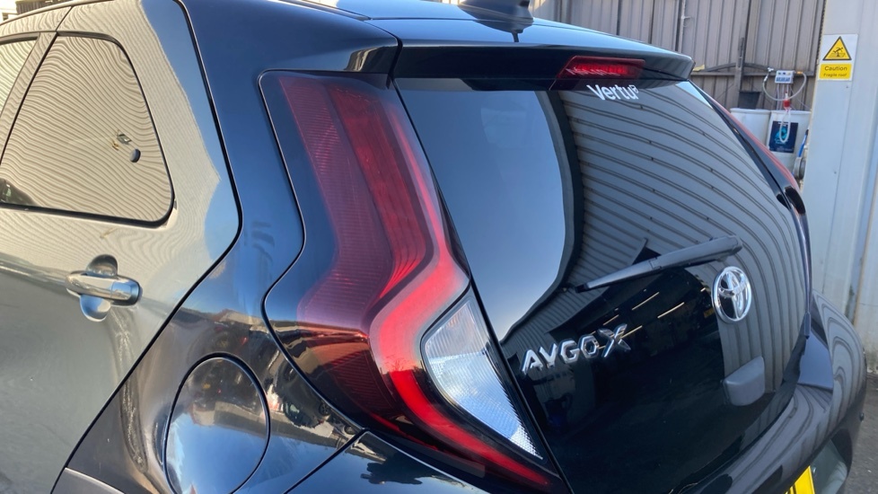 Toyota Aygo X Edge Beige #23