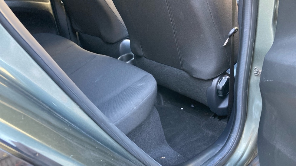 Toyota Aygo X Edge Beige #12