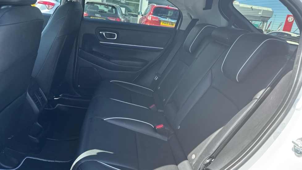 Honda e:Ny1 68.8Kwh Elegance White #8