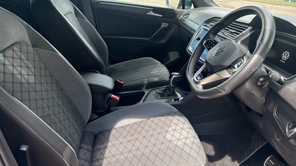 Volkswagen Tiguan 1.5 Tsi Active Grey #14