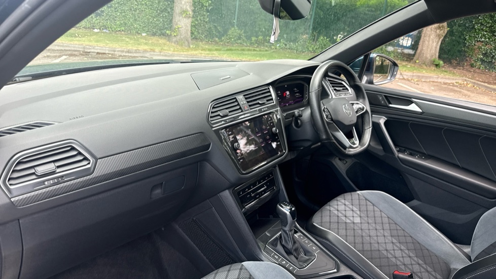 Volkswagen Tiguan R-line Blue #2